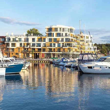 Apartment Moewe - In Der Hafenresidenz Mit Balkon & Wellness *