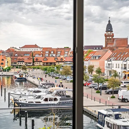 Moewe - In Der Hafenresidenz Mit Balkon & Wellness * Waren (Mueritz)